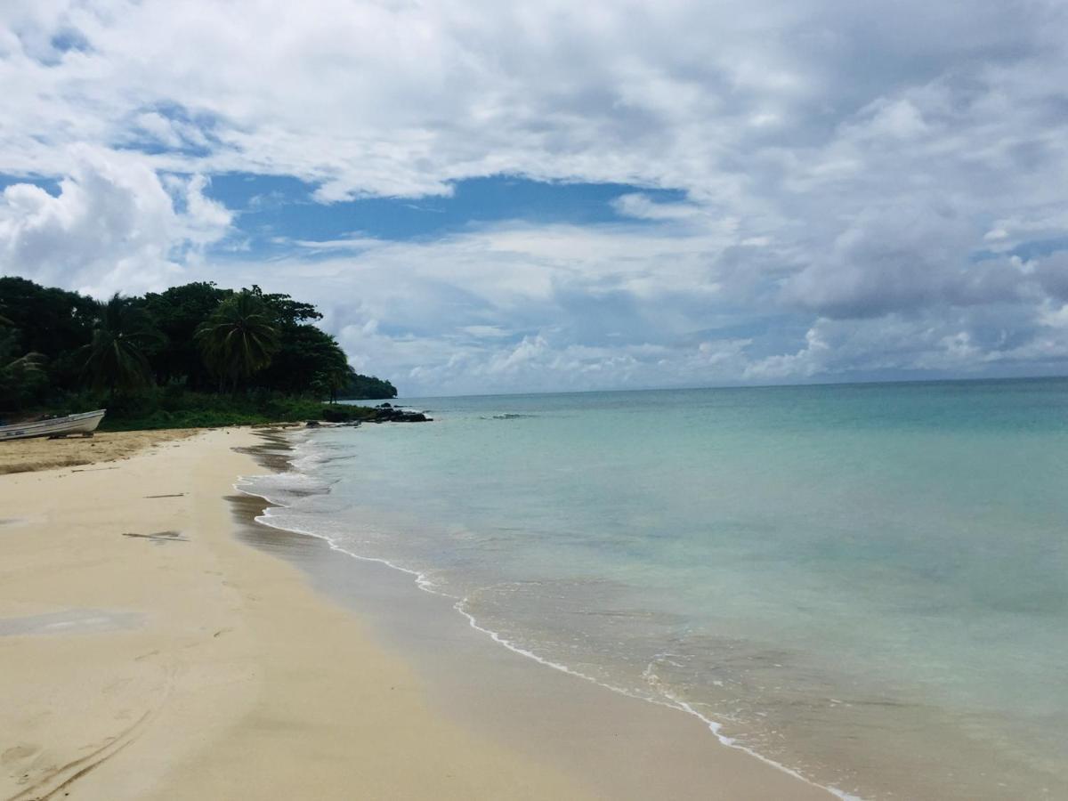 Pic-Nic Beach Corn Island Hotel Bagian luar foto