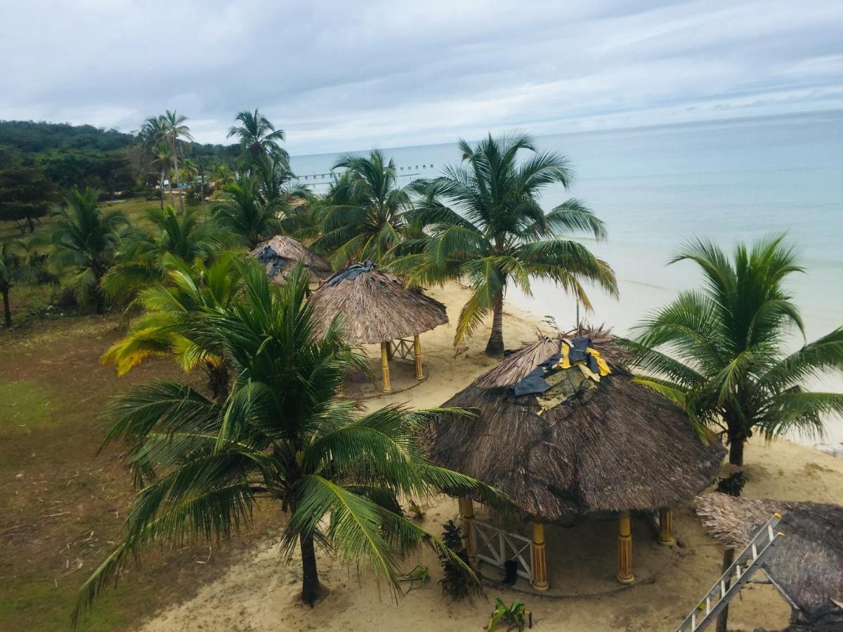 Pic-Nic Beach Corn Island Hotel Bagian luar foto