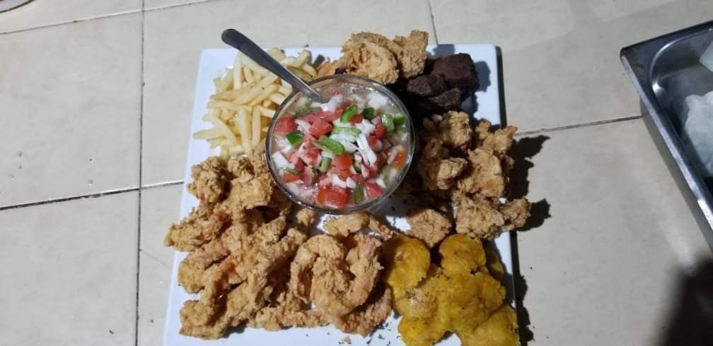 Pic-Nic Beach Corn Island Hotel Bagian luar foto