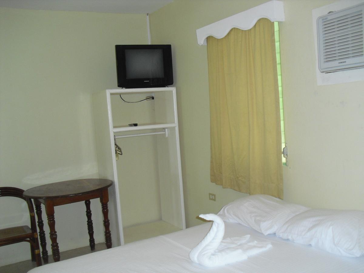 Pic-Nic Beach Corn Island Hotel Bagian luar foto